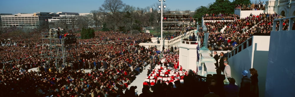 Maya Angelou delivers poem on Bill Clintons Inauguration Day January 20 1993 in Washington DC Canvas Art - Panoramic Images (36 x 12)