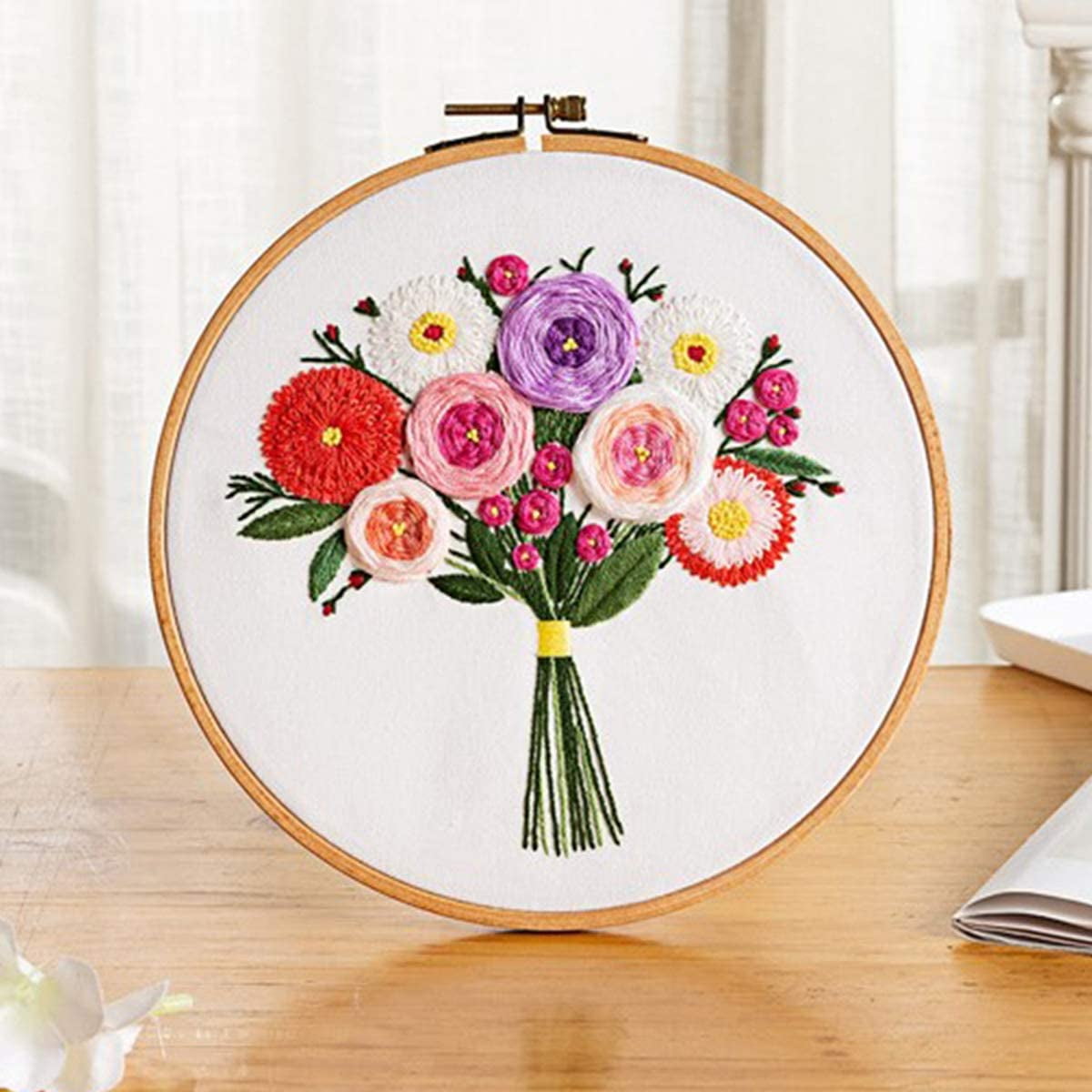 Maydear Stamped Embroidery Kit for Beginners with Pattern, Cross Stitch kit,  Embroidery Starter Kit Including Embroidery Hoop, Color Threads and  Embroidery Scissors - Butterflies Love Flowers 