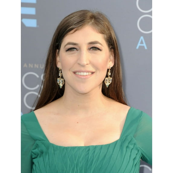 Mayim Bialik At Arrivals For 21St Annual Critics' Choice Awards, Barker Hangar, Santa Monica, Ca January 17, 2016. Photo By: Dee Cercone/Everett Collection Photo Print (8 x 10)