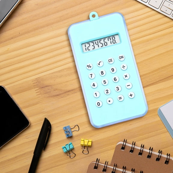 Maze Calculator Keychain, Mini Handheld Pocket Calculator with Puzzle Game, Cute Portable Computing Tool for Students School Office Desk Supplies Backpack Accessories