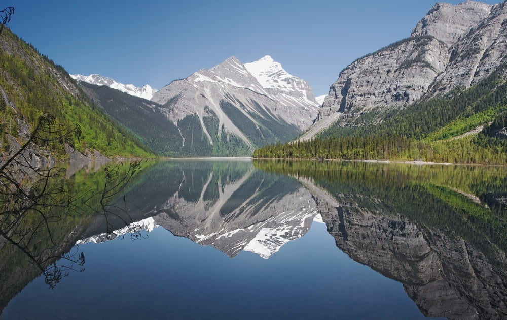 Mckinney Lake Mount Robson Provincial Park Jasper Alberta Canada Canvas Art - Clarke Wiebe Design Pics (19 x 12)