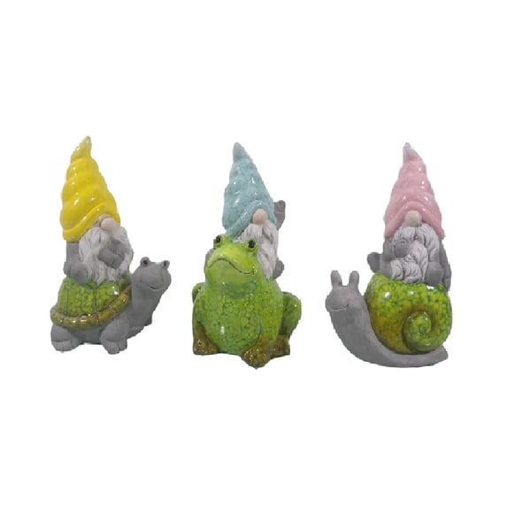 Meadowcreek ZAC84G2260 Gnome with Garden Critter Garden Statue
