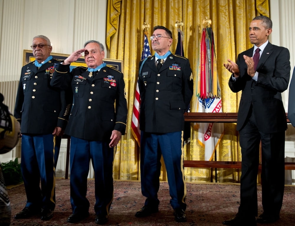 Medal Of Honor Ceremony Honorees Sgt. Melvin Morris History (36 x 24)