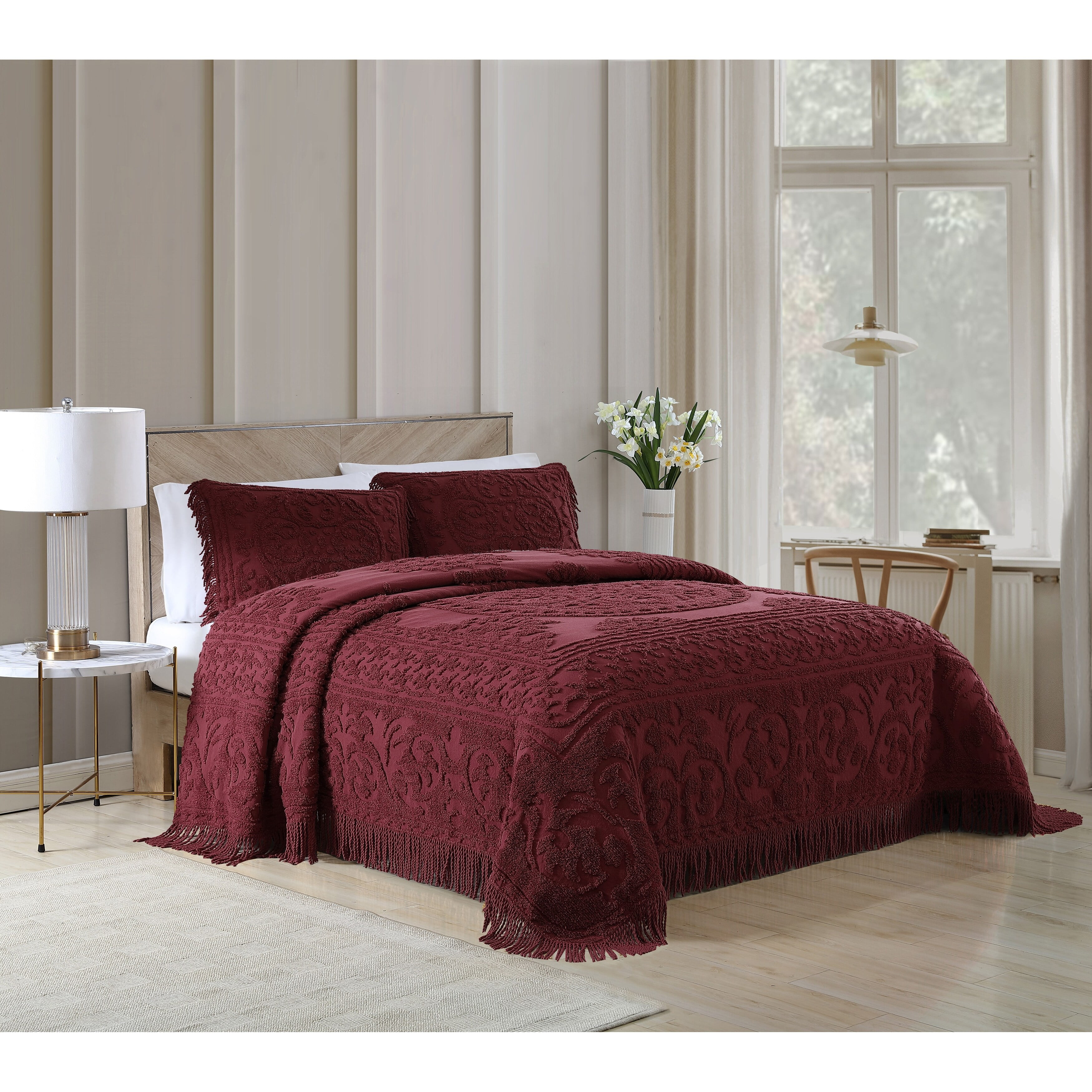 Medallion Chenille Bedspread. Burgundy Queen