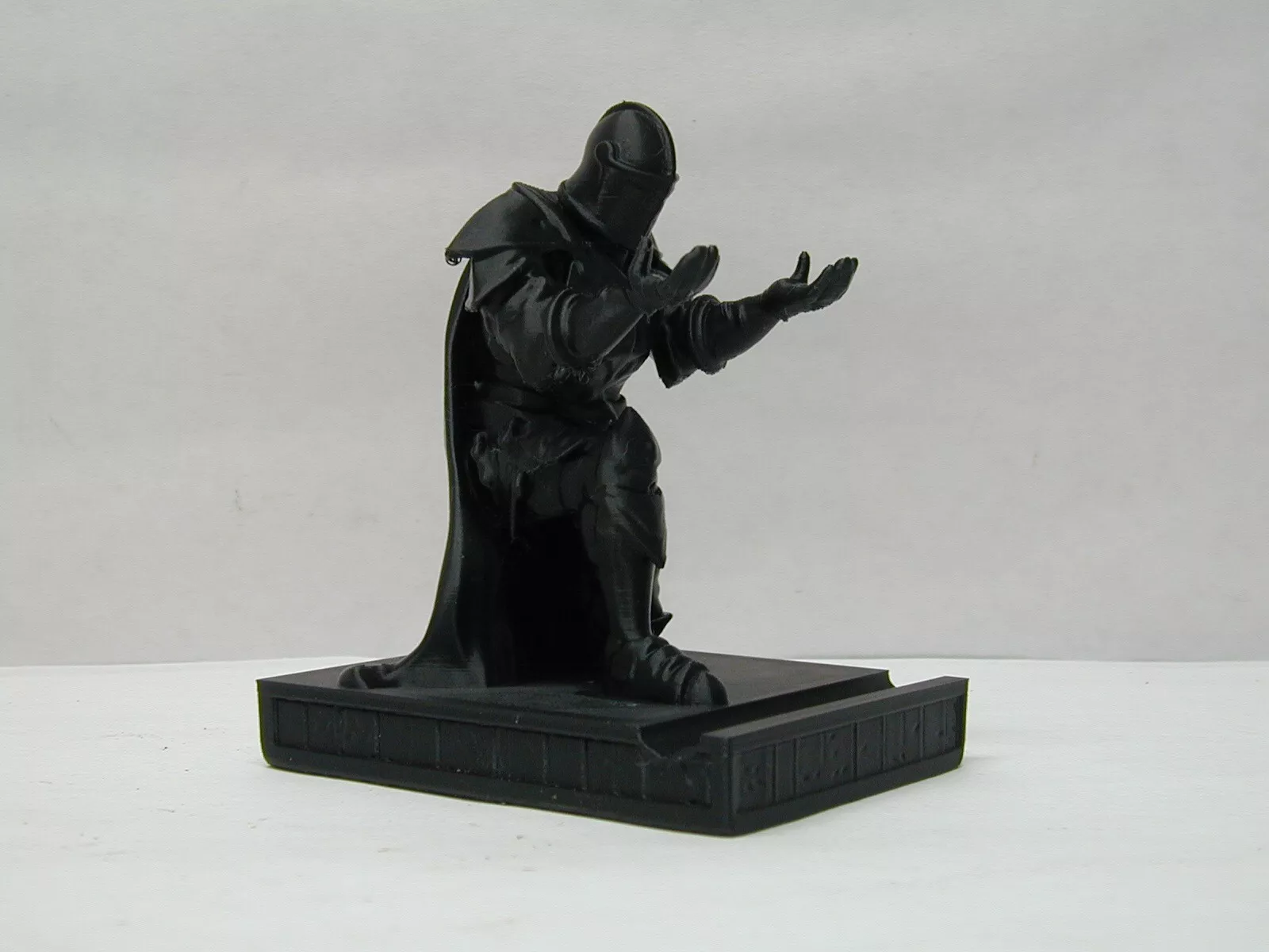 Medieval Armored Warrior Knight Pen Holder Desk Organizers And Accessories