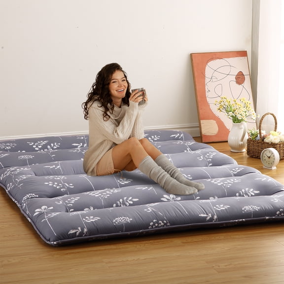 Medium Firm Japanese Futon Floor Mattress – Full Size Collapsible Tatami Sleeping Pad with Floral Design, Portable Roll Up Bed for Guest Room, Camping, RV, Travel – Grey Five-Line Arc Wave