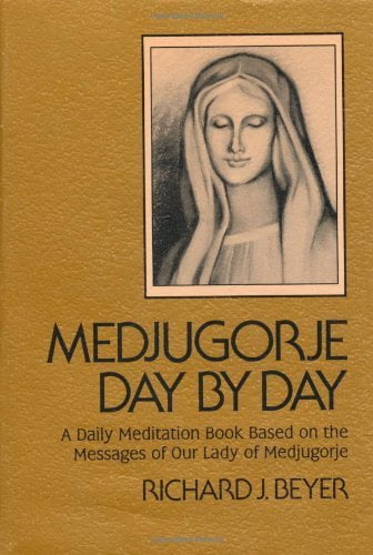 Pre-Owned Medjugorje Day by Day (Paperback) 0877934940 9780877934943