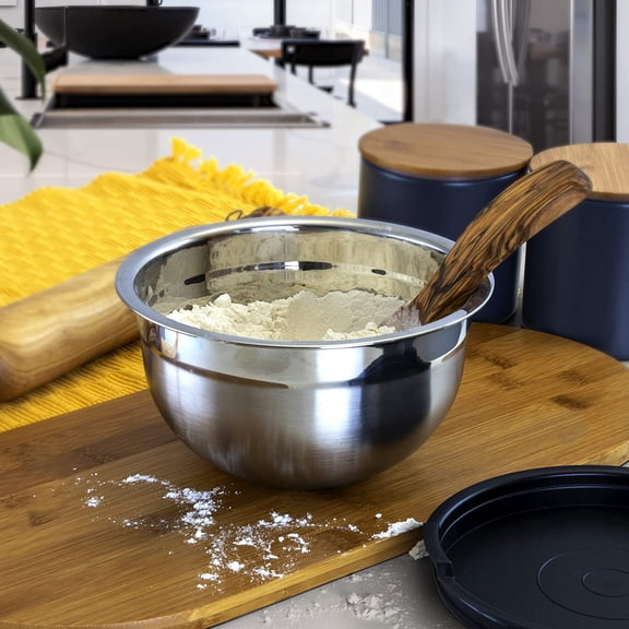 MegaChef 5 Piece Multipurpose Stackable Mixing Bowl Set with Lids