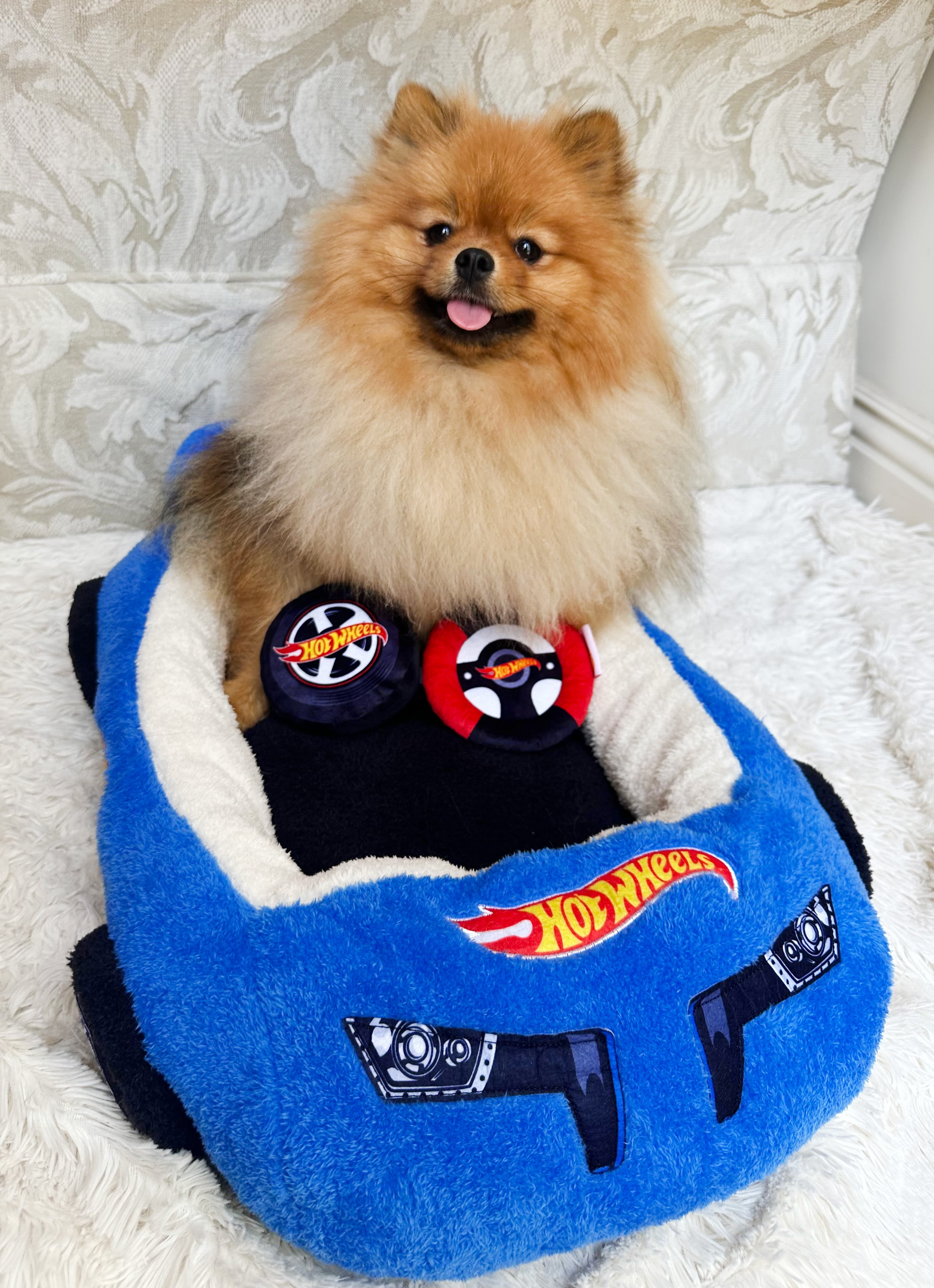 Megatoys Hot Wheels Plush Car Pet Bed