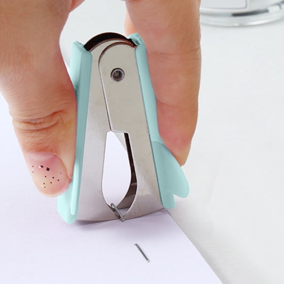 Meggemo Macaron Color Mini Staple Remover Compact Lightweight Labor-Saving Office Financial Portable Nail Puller Tool