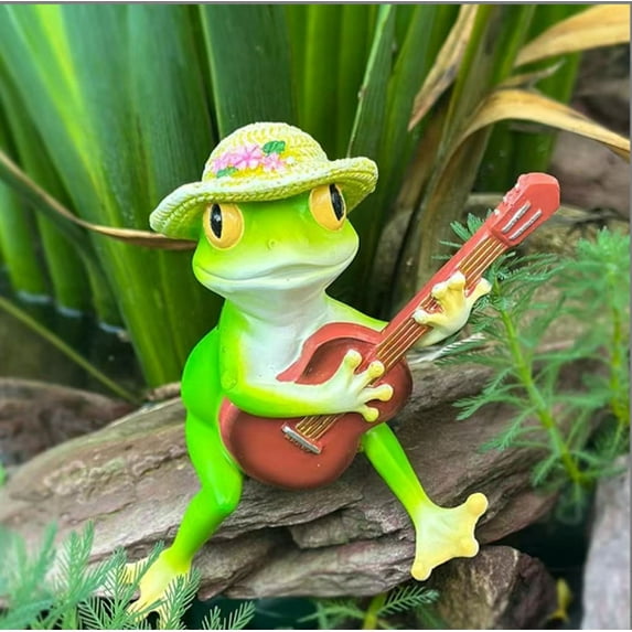 Meitianfacai Outdoor Decor Garden Statue, Guitar Playing Frog Figure for Patio, Balcony and Garden, Durable Resin Landscape Ornament Small Sculpture Gift(Green)