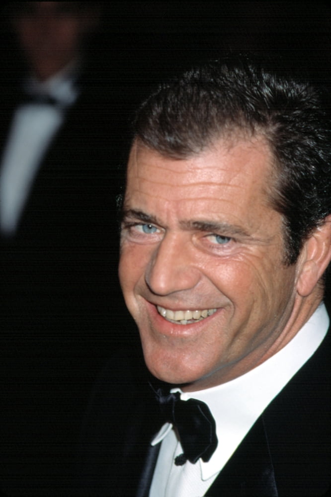 Mel Gibson At Ammi Tribute To Mel Gibson Canvas Art - (16 x 20)