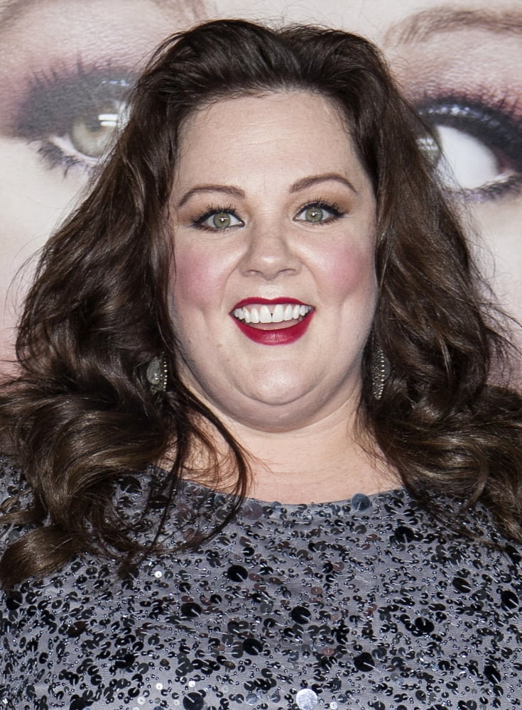 Melissa Mccarthy At Arrivals For Identity Thief Premiere Canvas Art - (16 x 20)