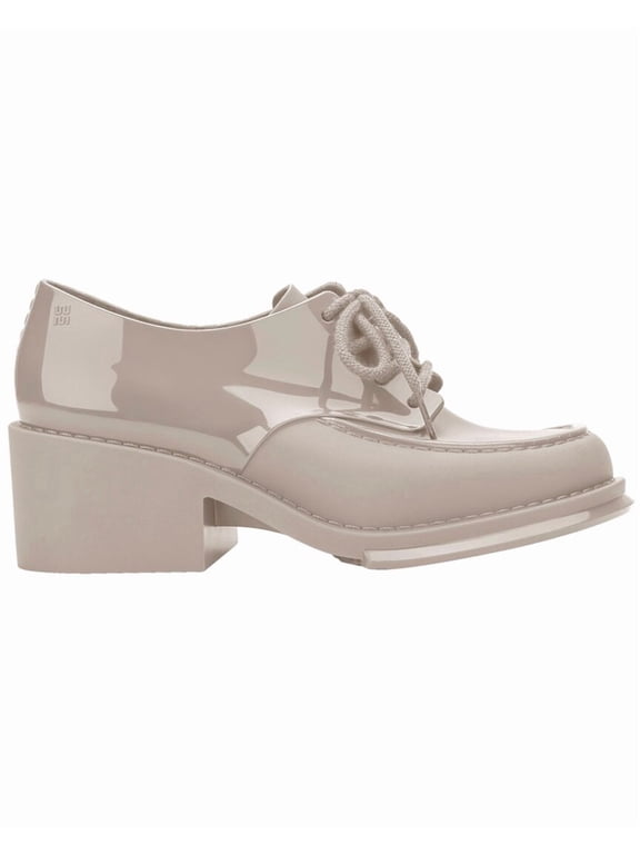 Shoes Tailor Closed-Toe Shoe, 8, Beige