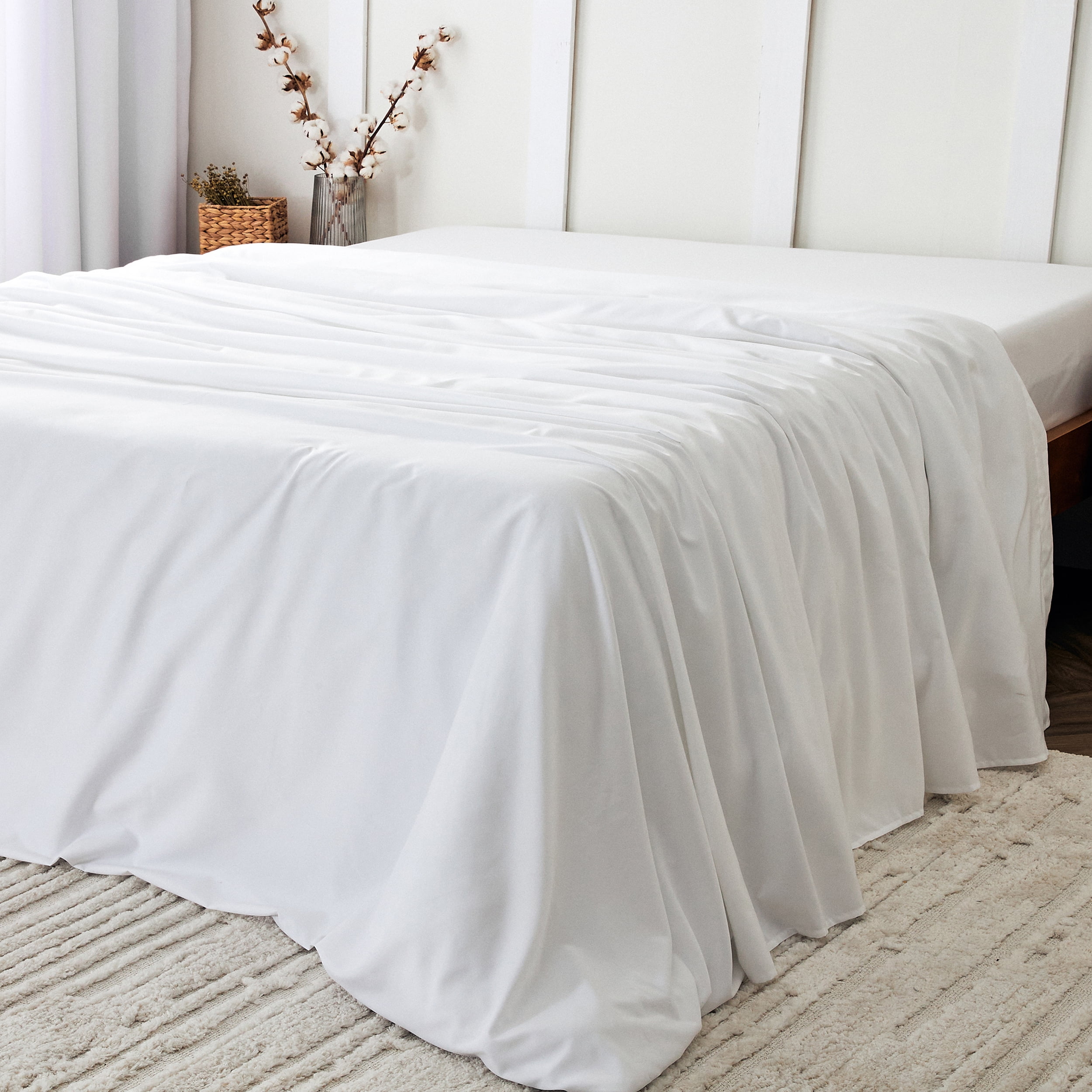 https://i5.walmartimages.com/seo/Mellanni-Iconic-Collection-Twin-Flat-Sheet-Only-Hotel-Luxury-Soft-Top-Sheet-1-Piece-Twin-White_40331897-1613-4ed3-be4f-1dacbd6edd2d.c11888a05c5866fa7053268772502b45.jpeg