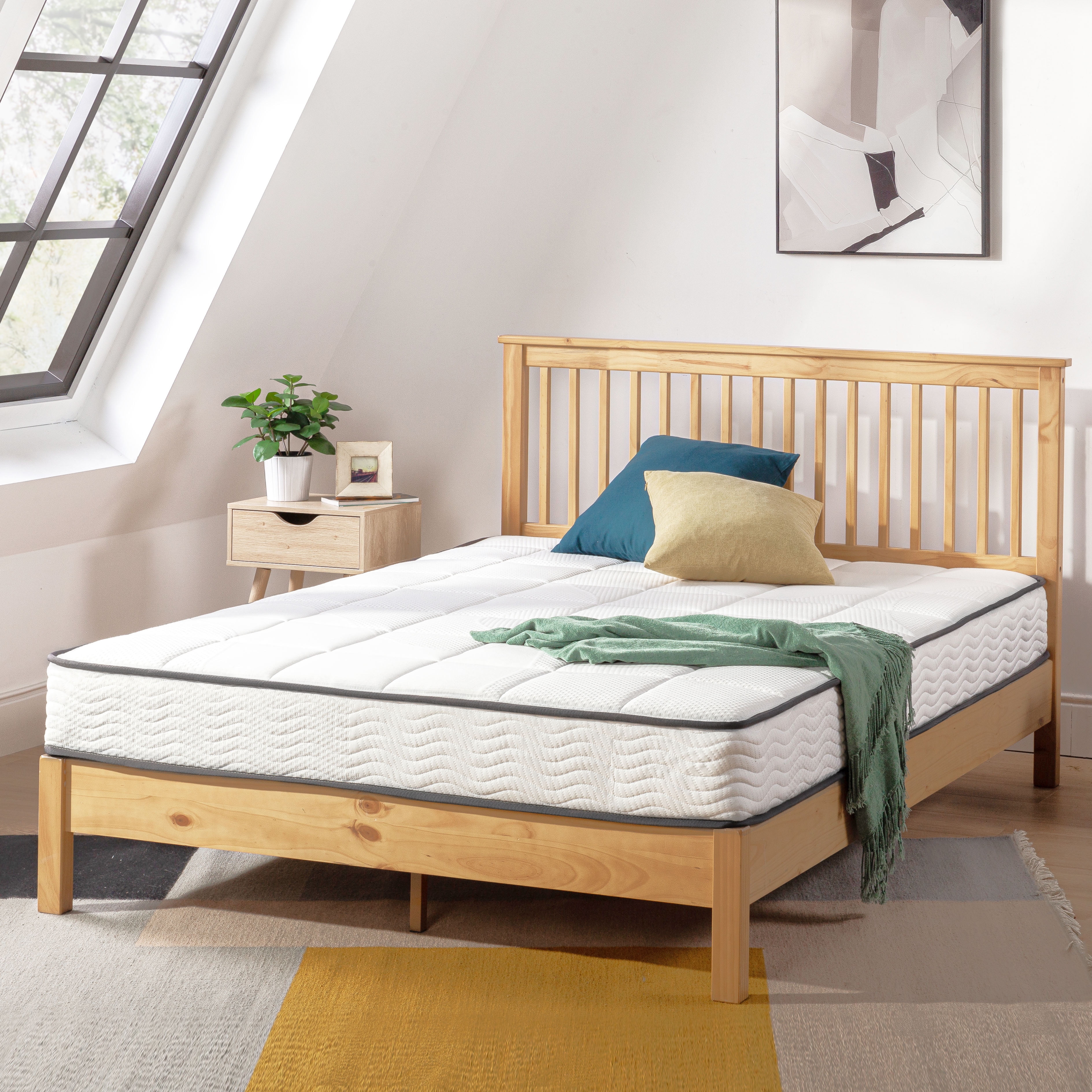 Mellow 8" Classic Bonnell Spring Mattress with Comfort Foam Top, Queen