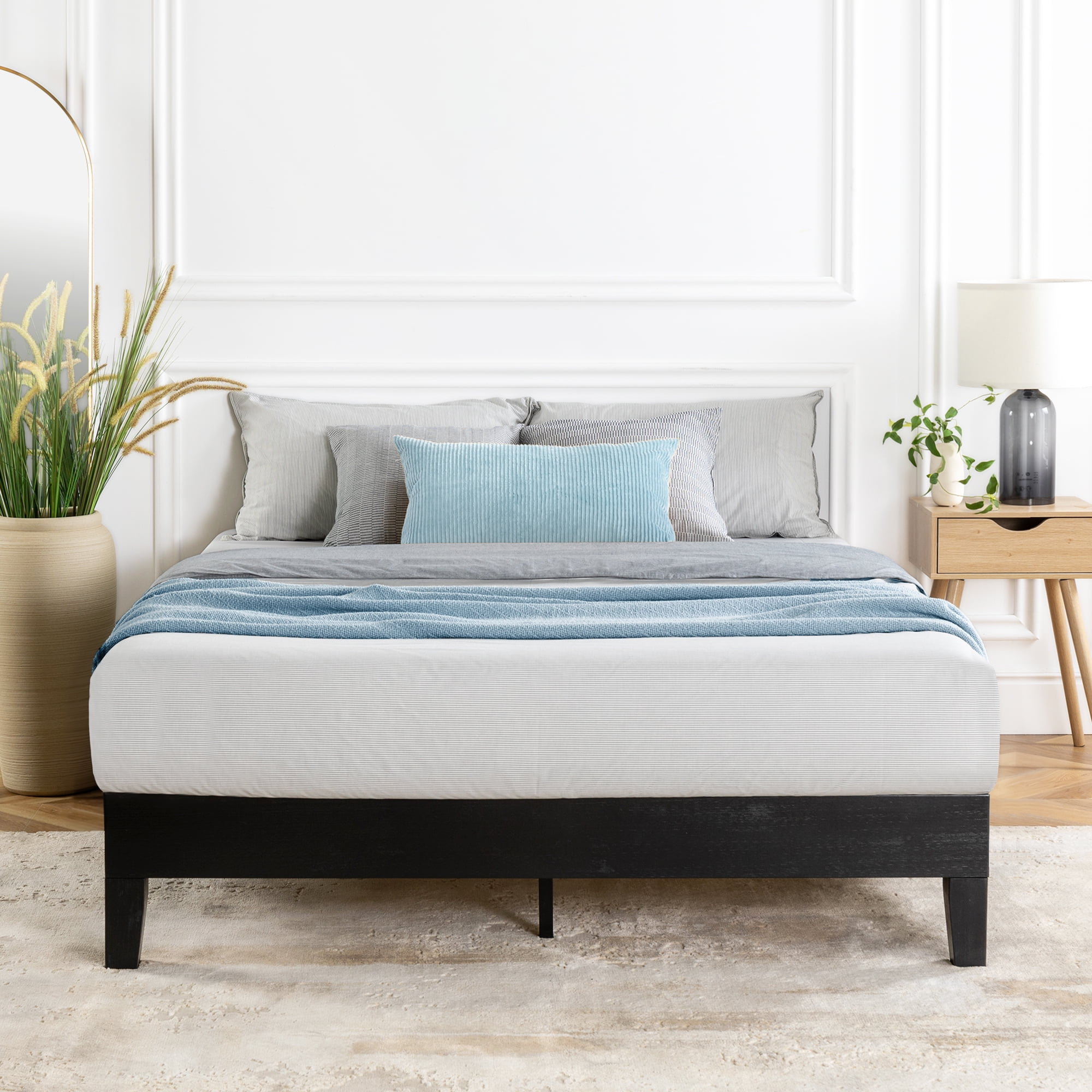 Mellow Naturalista Grand 12 Inch Solid Wood Platform Bed with Wooden Slats, Queen, Black