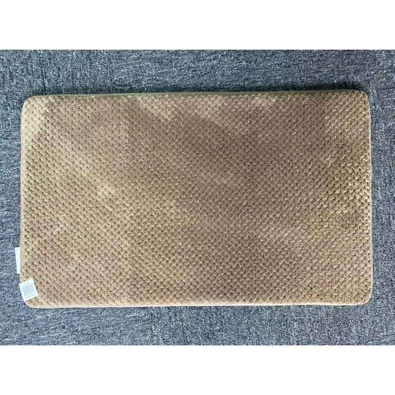 Memory Foam Bath Mat Soft Microfiber Bath Mat for Bathroom, Non Slip Water Absorbent Cozy Bathroom Rug Machine Washable Memory Foam Rug Quickly Drying Small Mat 19x31Inch(Brown)