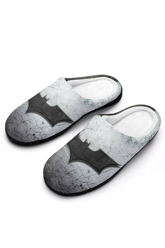 Men Batman Slippers Non-Slip Fuzzy House Slippers Warm Soft Plush Winter House Shoes Indoor Outdoor Slip-On Shoes