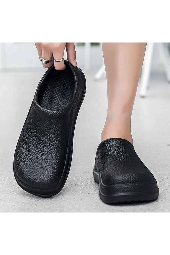Men Closed Round Toe Slip On Platform Chef Shoes Non Slip Oil Resistant Waterproof Comfortable Work Garden Nurse Shoes with Lightweight Kitchen Cushioned Shoes ﻿