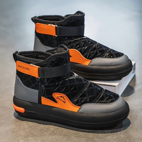 Men'S High-Top Outdoor Boots for Winter, Thickened And Insulated for Snowy Conditions.