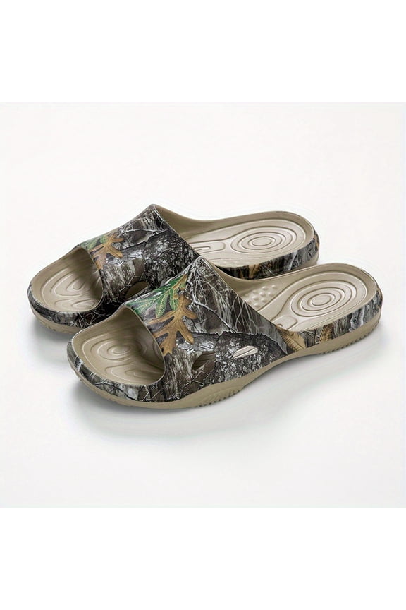 Men'S Lightweight Foam Slip-On Slippers with a Camouflage Design Suitable for Indoor And Outdoor Use. They Feature a Non-Slip Sole And Are Designed for Summer Hunting, Available in Forest Green