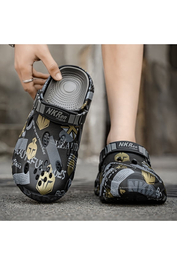 Men'S Summer Clogs with a 1.97inch Thick Sole, Featuring a Cloud-Like Sensation, Non-Slip Closed Toe Design, Soft And Breathable Water Sandals Suitable for The Beach