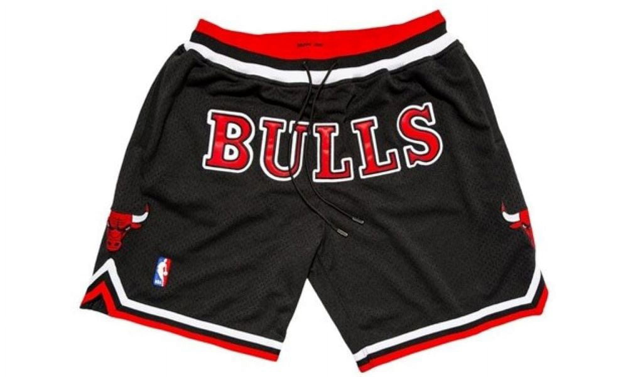 Шорты 7 букв. Шорты just don NBA. Шорты Chicago bulls. Шорты just don Chicago. Шорты NBA Chicago bulls.