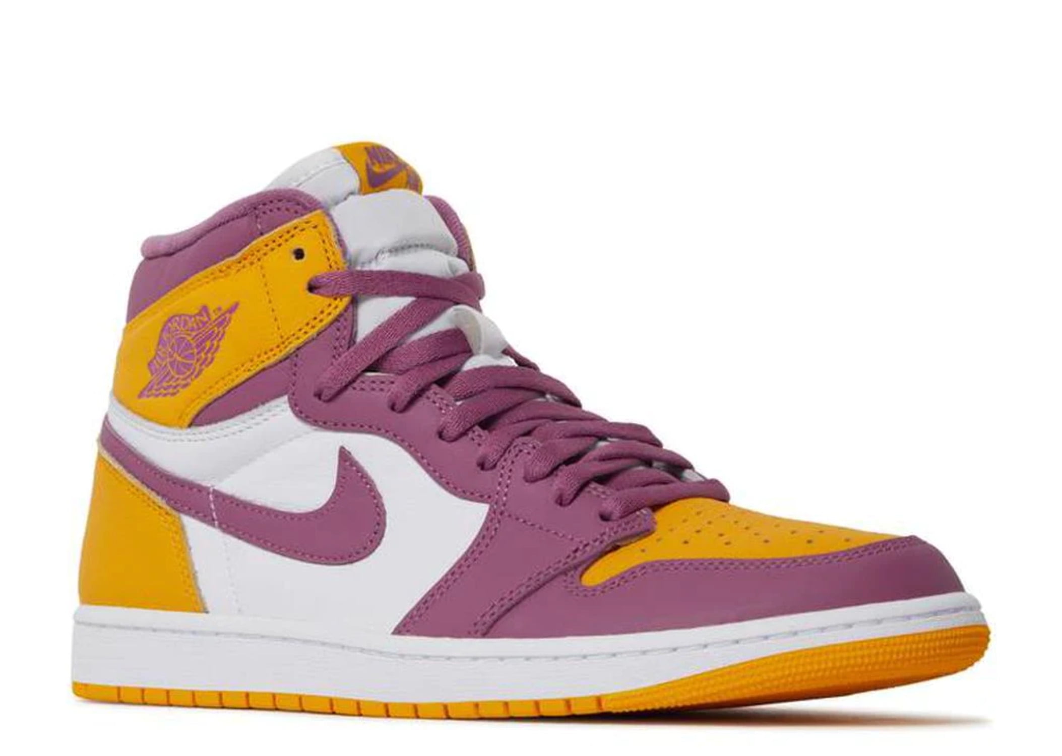 La Lakers Air Jordan's purple x Yellow  Purple nike shoes, Nike fashion  shoes, Nike shoes women