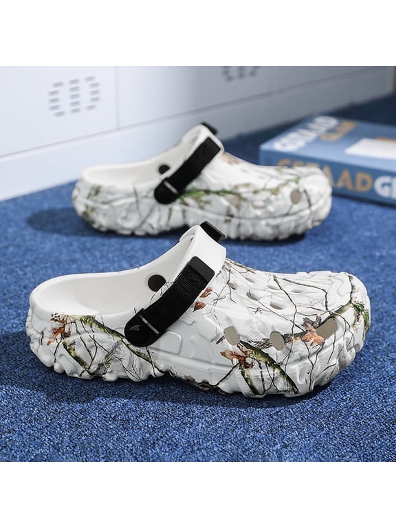 Men's Camo Print Adjustable Strap Clogs, Breathable Hollow Out Slip‑On Garden Sandals, Non‑Slip Outdoor Beach Water Shoes