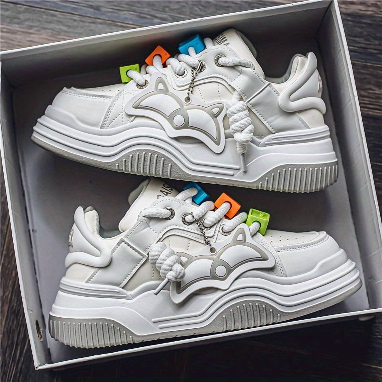 Men's Casual Sports Shoes: Stylish British Hiking Sneakers for 8 Festive Occasions