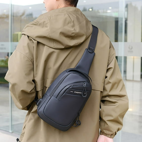 Men's Chest Bag Crossbody Bag with USB Charging Port Large Capacity Sling Bag for Men Water Resistant Shoulder Bag Lightweight Travel Work Outdoor Daypack Sport