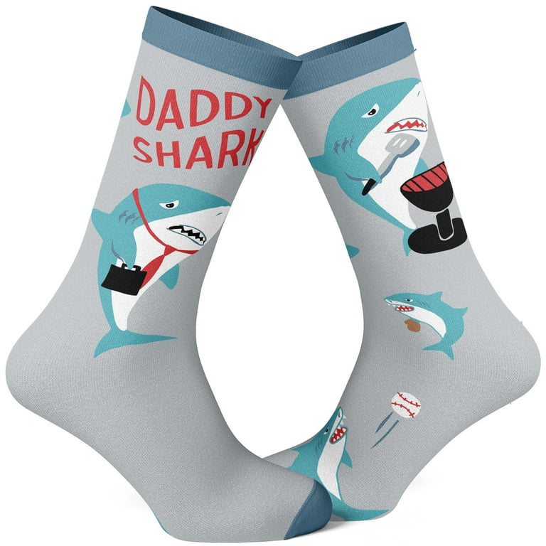 Daddy Shark T-Shirt Gift For Dad Daddy Shark T-Shirt Gift For Dad