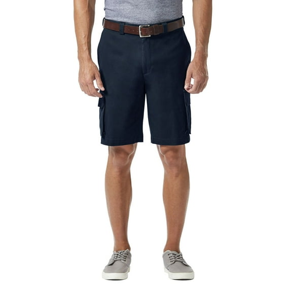 Men's Haggar® 10" Straight-Fit Stretch Cargo Flat-Front Shorts Color: Navy Size: 40