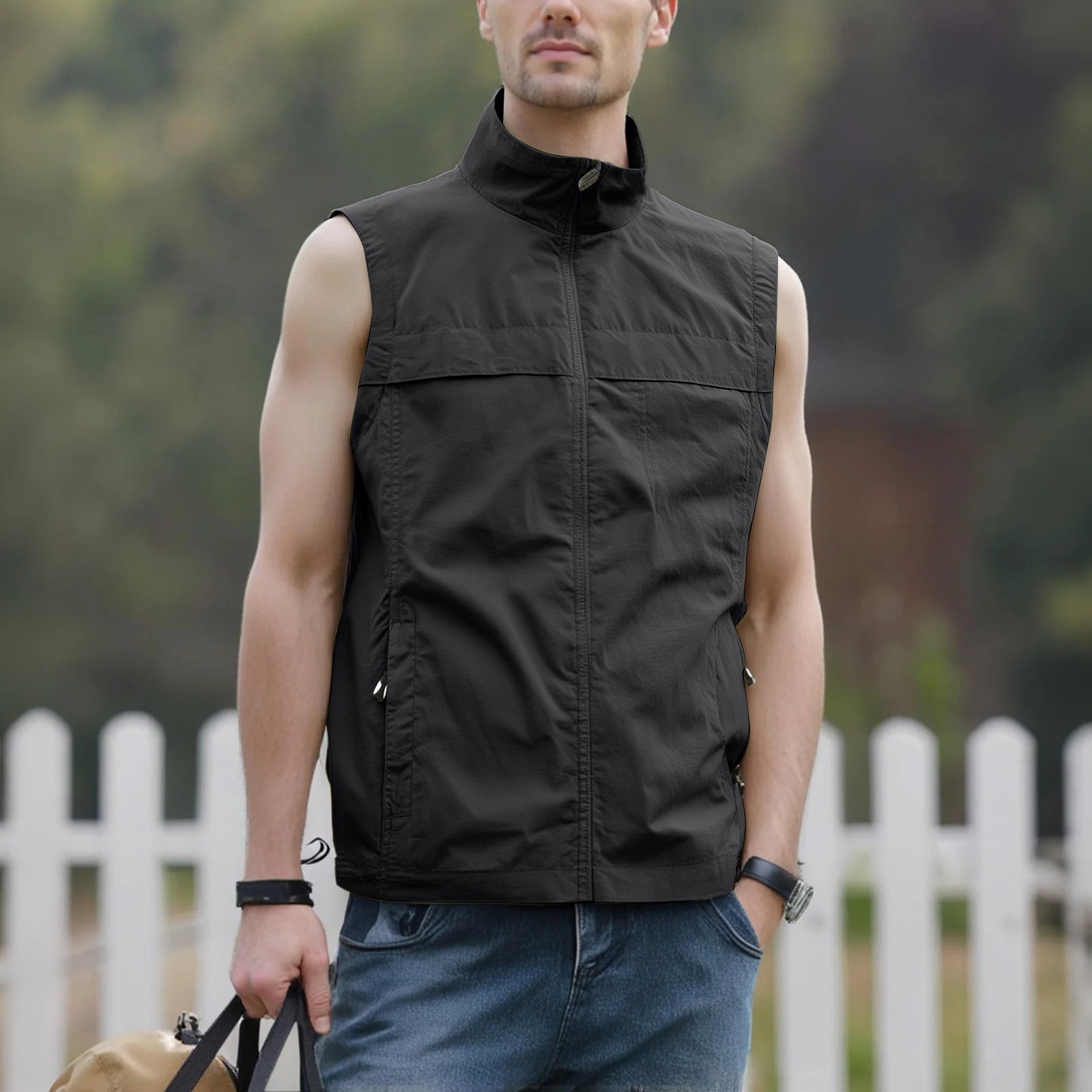Men's Lightweight Windproof Golf Vest - Softshell Sleeveless Sports Jacket with Zipper Pockets, Breathable Outdoor Utility Vest for Running, Hiking, Fishing & Traveling (Black, M)