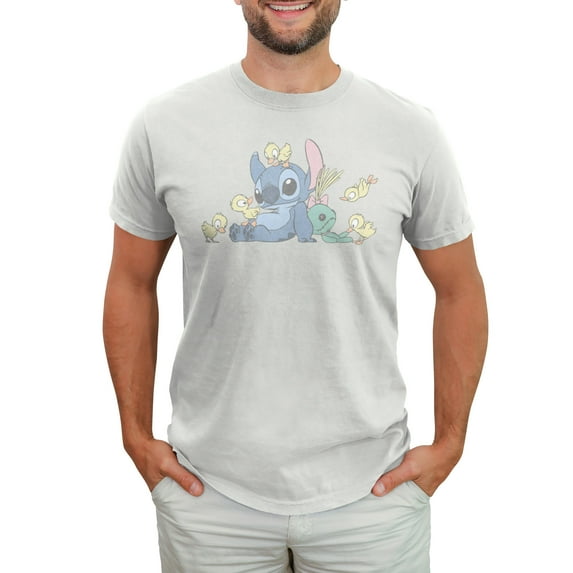 Men's Lilo & Stitch Distressed Ducklings Graphic T-Shirt