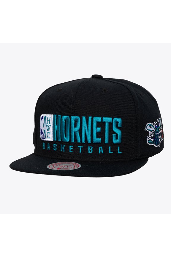 Men's Mitchell & Ness Black Charlotte Hornets Hardwood Classics Old School Stacked Text Snapback Hat