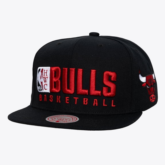 Men's Mitchell & Ness Black Chicago Bulls Hardwood Classics Old School Stacked Text Snapback Hat