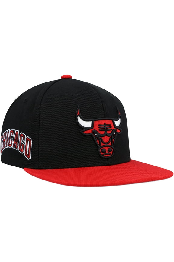 Men's Mitchell & Ness Black/Red Chicago Bulls Side Core 2.0 Snapback Hat