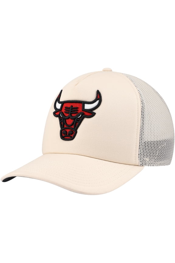 Men's Mitchell & Ness Cream Chicago Bulls Trucker Adjustable Hat