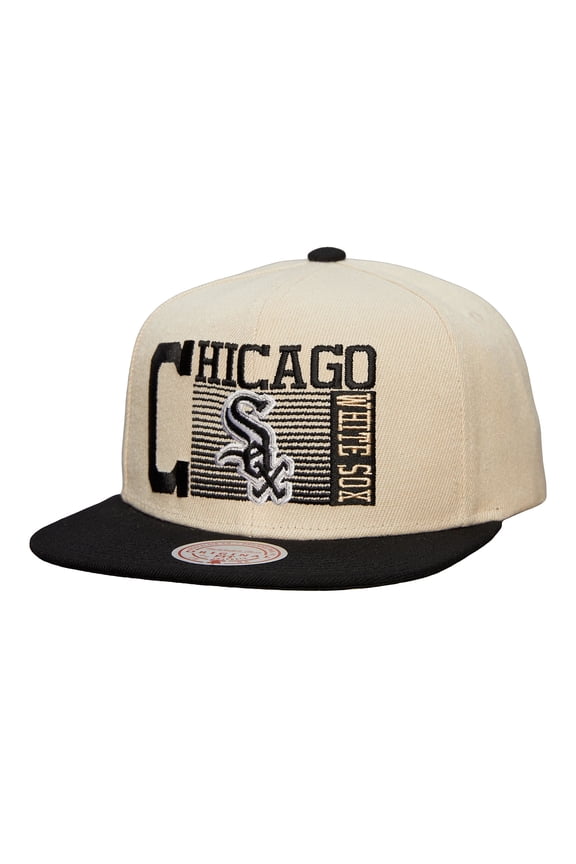 Men's Mitchell & Ness Cream Chicago White Sox Cooperstown Collection Speed Zone Snapback Hat