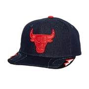 Mens-Mitchell & Ness Denim Chicago Bulls Day 6 Snapback Hat