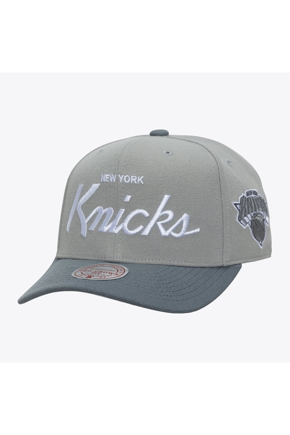 Men's Mitchell & Ness Gray New York Knicks Thunderstorm Head Coach Pro Crown Snapback Hat