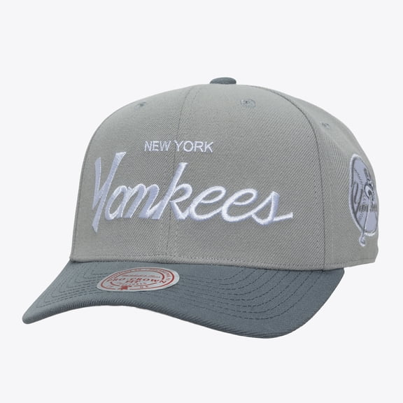 Men's Mitchell & Ness Gray New York Yankees Thunderstorm Head Coach Pro-Crown Adjustable Hat