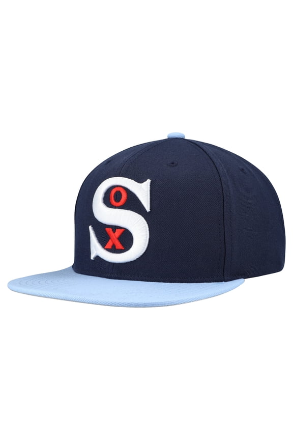 Men's Mitchell & Ness Navy Chicago White Sox Cooperstown Collection Basic Flip Snapback Hat