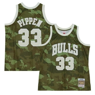 Green 2024 bulls jersey