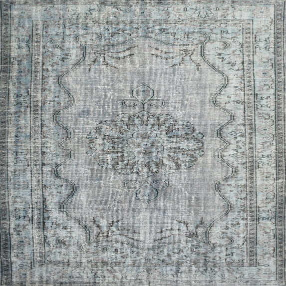 Ahgly Company Machine Washable Indoor Square Traditional Platinum Gray Area Rugs, 4' Square