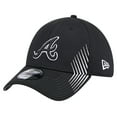 thumbnail image 1 of Men's New Era Black Atlanta Braves Active Dash Mark 39THIRTY Flex Hat, 1 of 6