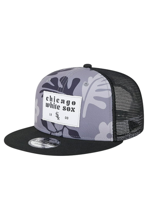 Men's New Era Black Chicago White Sox Bikini Bottom Trucker 9FIFTY Snapback Hat
