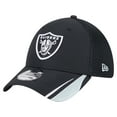 thumbnail image 1 of Men's New Era  Black Las Vegas Raiders Game Day Linear 39THIRTY Flex Hat, 1 of 6